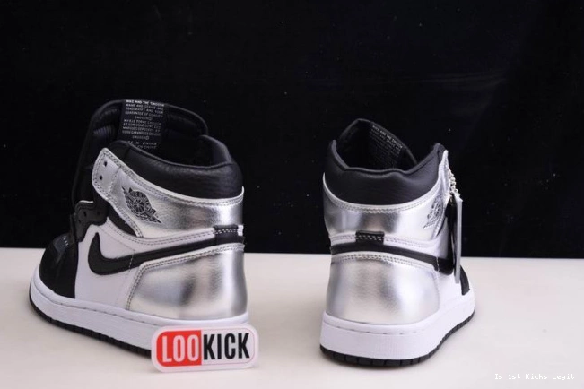 CD0461-001 OG JORDAN HIGH WMNS SILVER AIR 1 TOE 0718